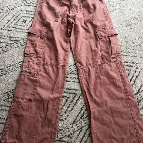 Aeropostale Women's Utility Cargo 100% Cotton Relaxed Rose Pink Pants Medium - Picture 4 of 10